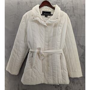Ivory Weatherproof puffer coat Size LARGE belted double zipper